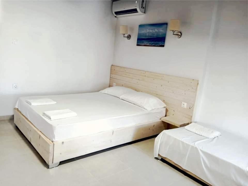 Occasus Room Comfort Chalki Town Exterior photo